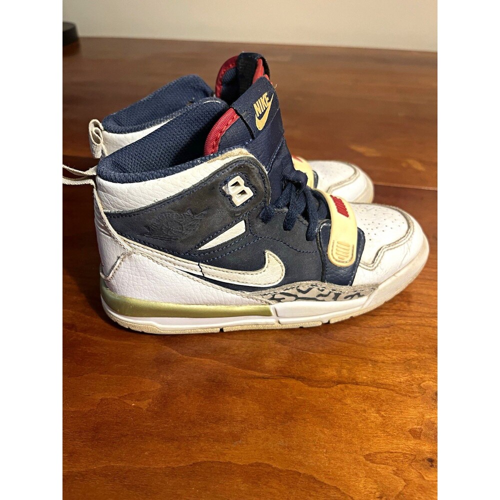 Jordan Air Jordan 2 High Top Leather Sneaker White/Blue/Red Kids 12C 414047-101